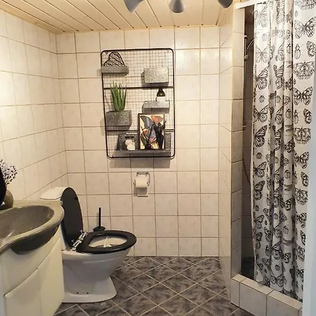 Træ Hytter I Marsken Gæstehus Tønder